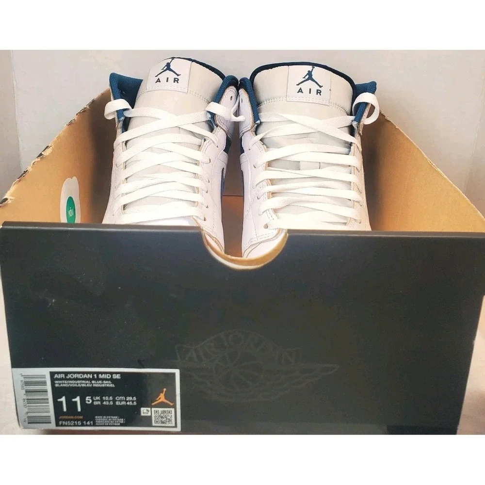Nike Air Jordan 1 Mid SE Industrial Blue F5215-141 Men's size 11 sneaker shoe‎